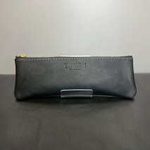 YIHALS ハンドメイド 牛革 ペンケース ブラック《靴屋が手掛ける革製品》｜イハレス レザー 革小物 [0648]