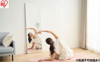 軽くて割れないフィルムミラー KWM-50160 シルバー 鏡 ミラー フィルム素材 全身 姿見 アイリスオーヤマ 立て掛け 壁掛け 割れない 全身 安全 地震対策 軽量 軽い 持ち運び ダンス ヨガ 一人暮らし 新生活