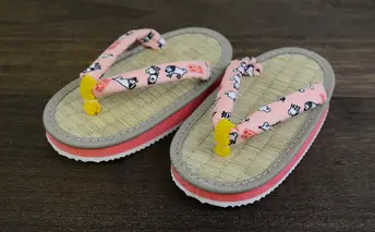 [No.5620-7016]0076雪丸草履 子ども用 ピンク（5寸・15cm） 規