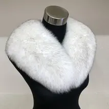 大判 ファー マフラー サガ フォックス ナチュラルホワイト／西本毛皮商店 豪華 毛皮 リアルファー 綺麗目 上品 お洒落 ファッション