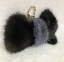 ブラック ミンク リボン キーホルダー／西本毛皮商店 豪華 毛皮 リアルファー 綺麗目 上品 お洒落 天然素材 アクセサリー 奈良県 宇陀市