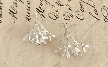 ヤドリギminiピアス（SV）/ YUKIKO MATSUI アクセサリー ファッション シンプル ギフト 