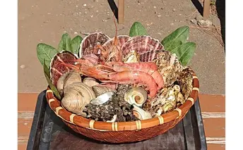 ちがさき柳島キャンプ場でBBQ！WAKUWAKU海鮮セット（引換券） 引き換えチケット バーベキュー 食事 食材 料理 海鮮BBQ 海の幸 魚介類 休日 昼食 アウトドア 