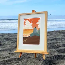 湘南・茅ヶ崎で描く、海を感じるイラストアート 『 湘南ランドスケープ09：夕暮れのサザンビーチ 』 ジークレーアートフレーム （小/木地仕上げ） /絵画 風景 版画 