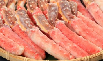 【北海道産】お刺身も出来る！！生本たらば蟹 むき身 1kg【生食可】タラバ 北海道