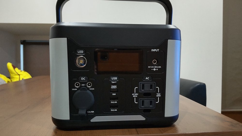 ポータブル電源300W／288Wh／30000mAh（3.6V換算）大容量